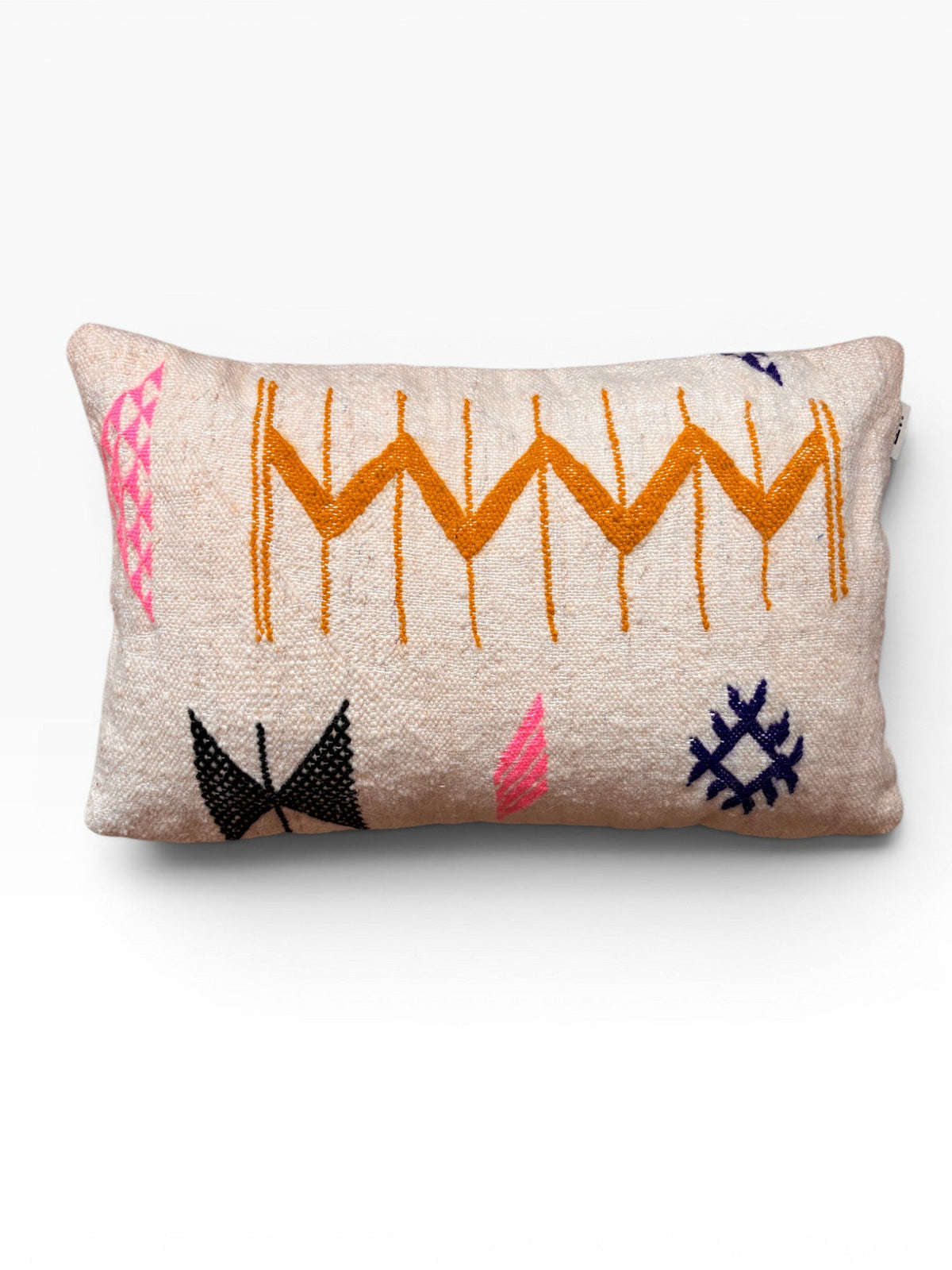 LEY! Kissen - Colorful Line 40x60 von LEY!, beige mit bunter geometrischer Stickerei im Marrakesch-Stil.