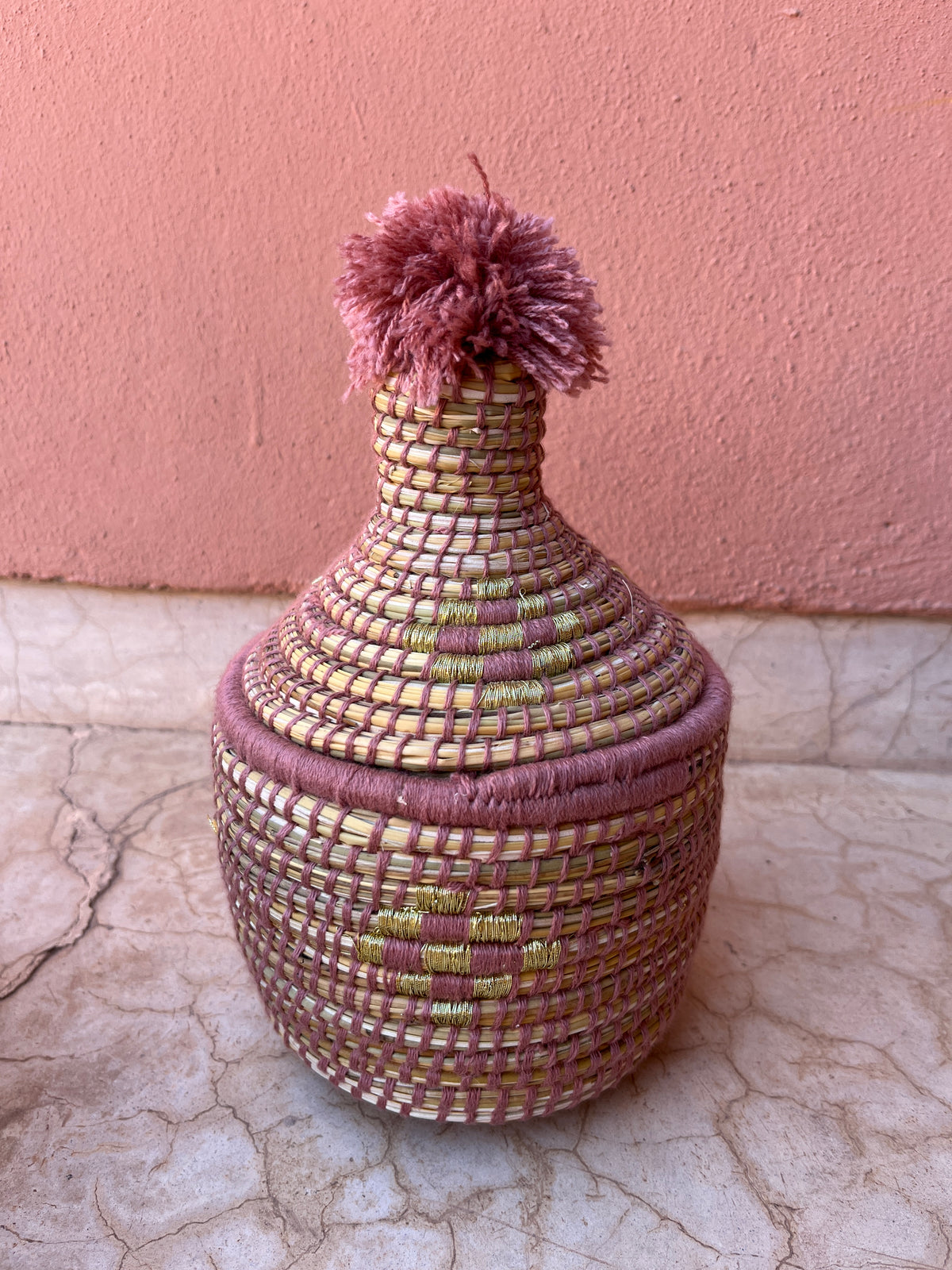 KORB MIT DECKEL - ROSA