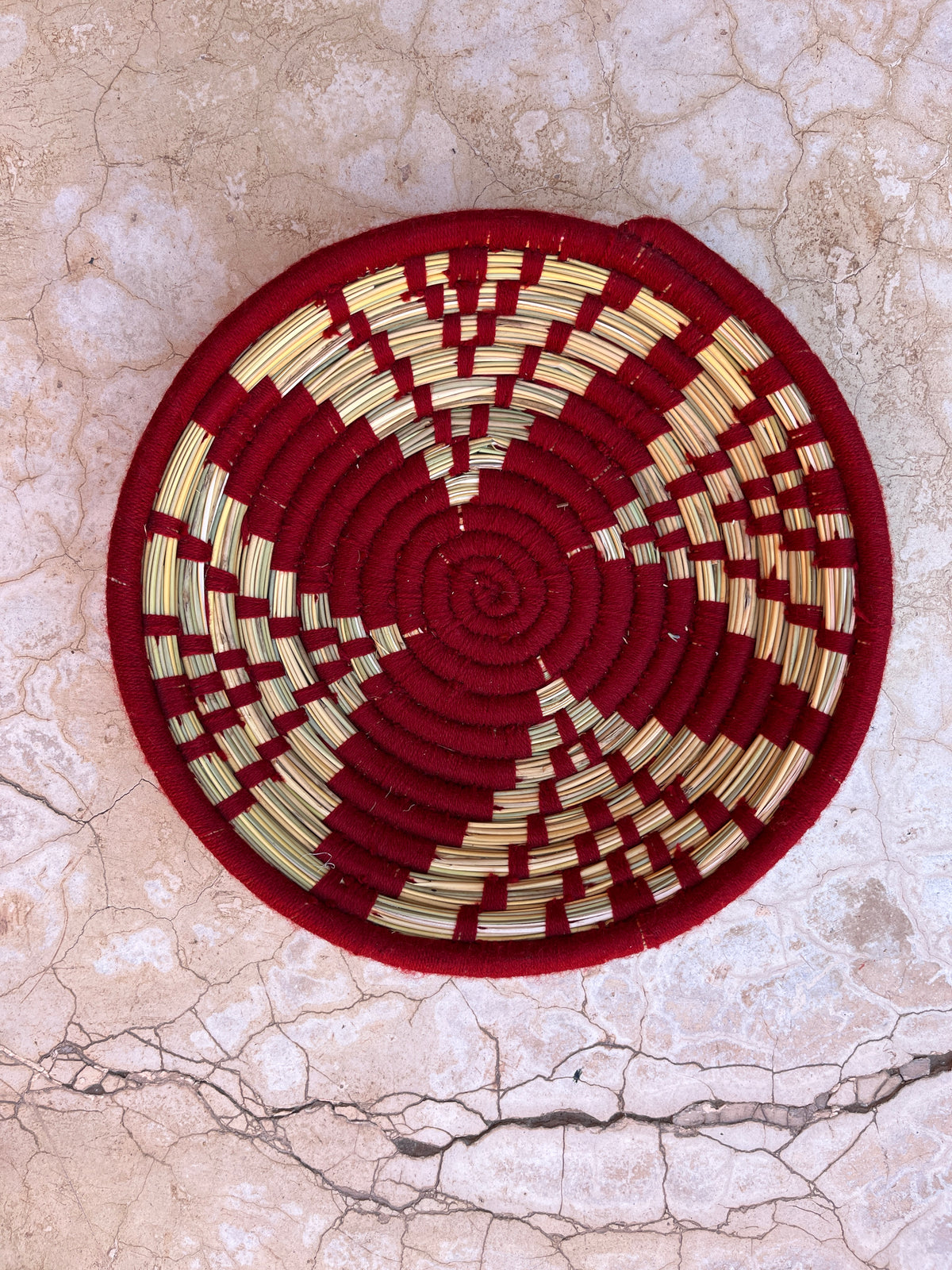 KORBTELLER - DUNKELROT