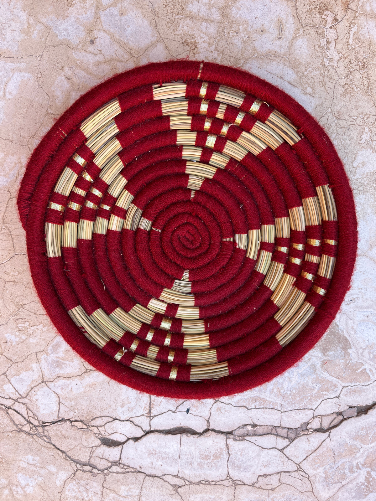 KORBTELLER - DUNKELROT