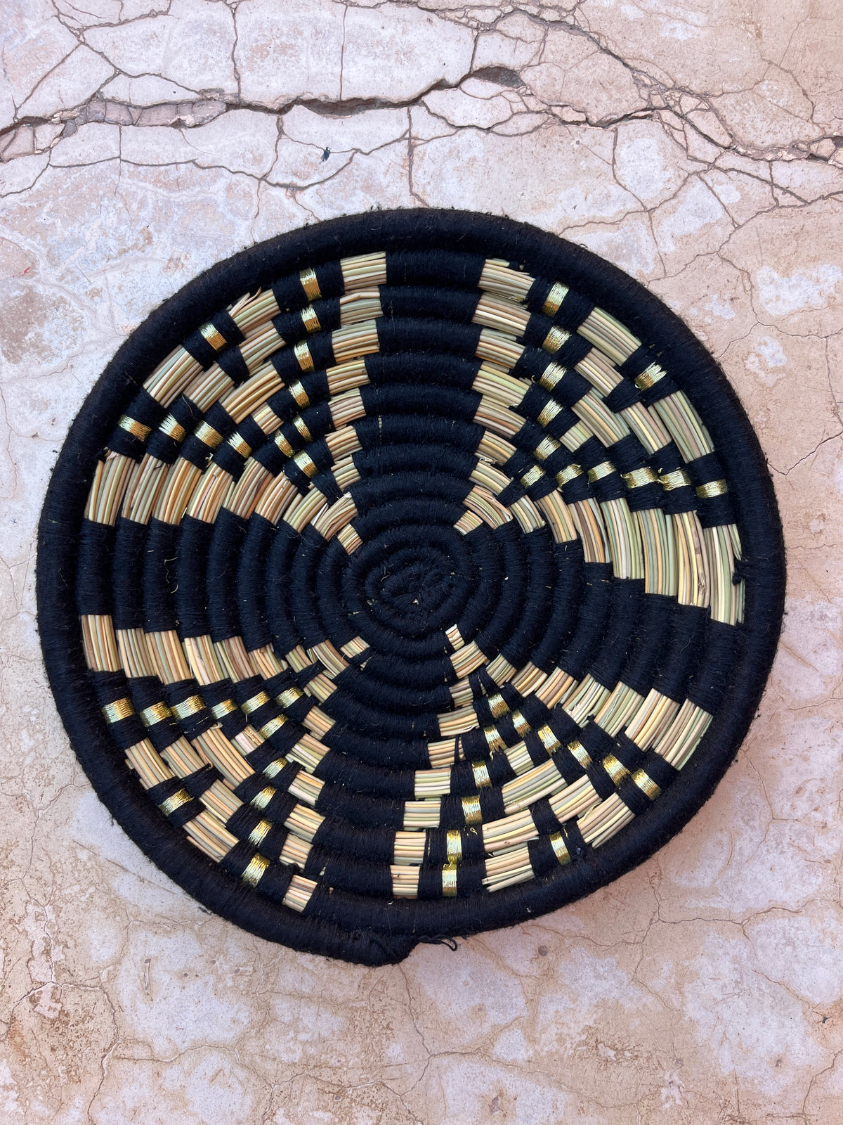 KORBTELLER - SCHWARZ