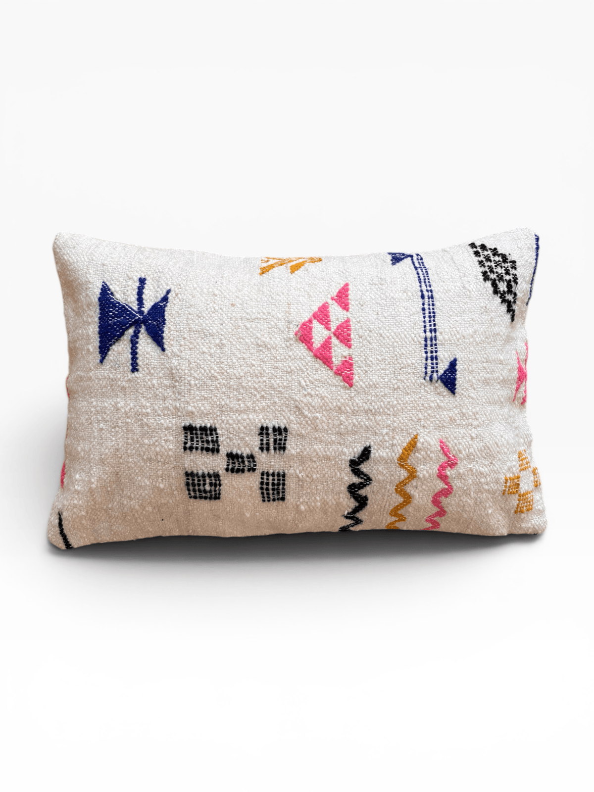 LEY! Kissen – Colorful Line, 40 x 60 cm, handgefertigt aus Schurwolle mit buntem geometrischem Muster.