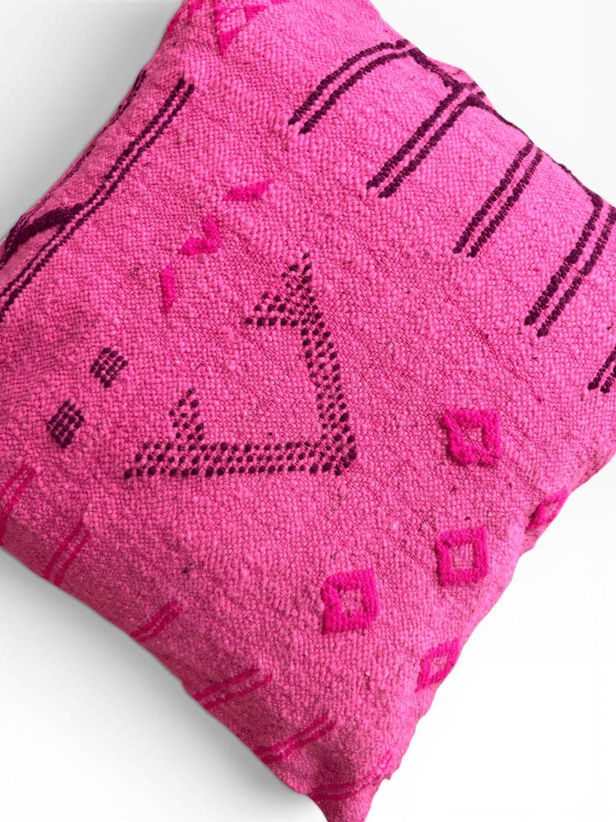 LEY! Kissen – Colorful Line – Pink Edition, 50 x 50 cm, leuchtendes Pink mit violetten Stickereien für eine einzigartige Dekoration.
