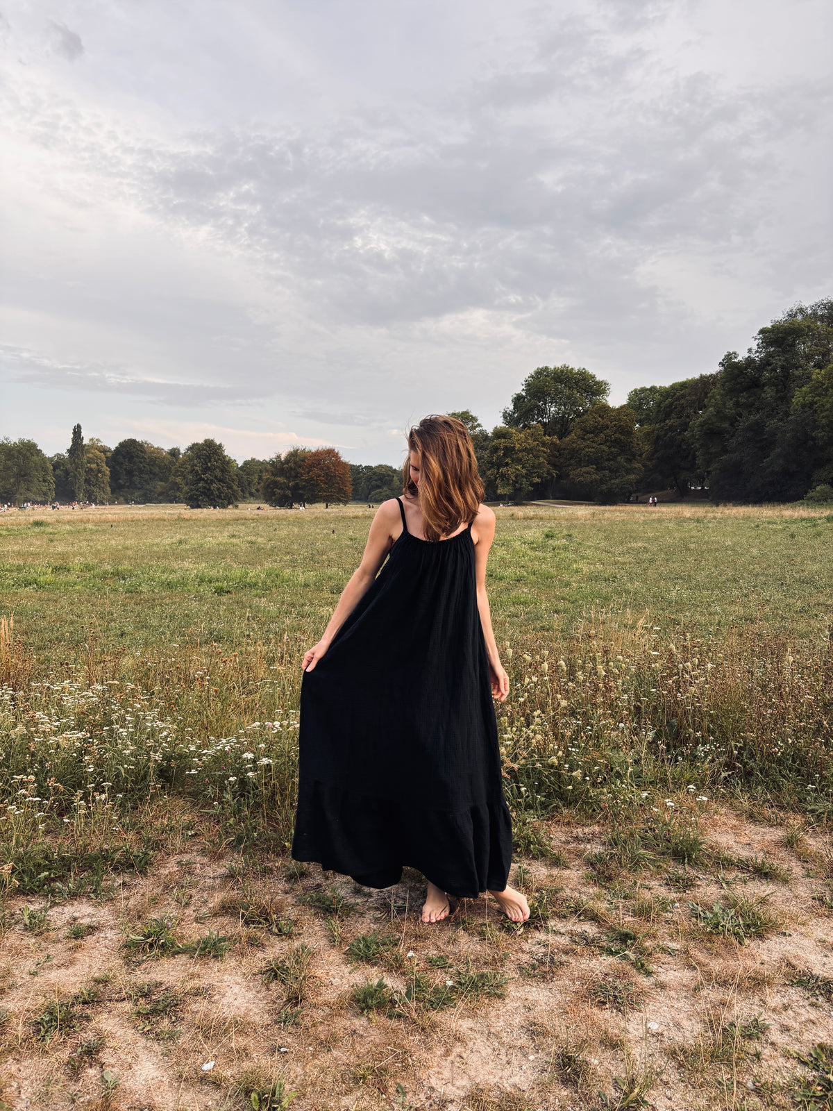 KLEID - SCHWARZ