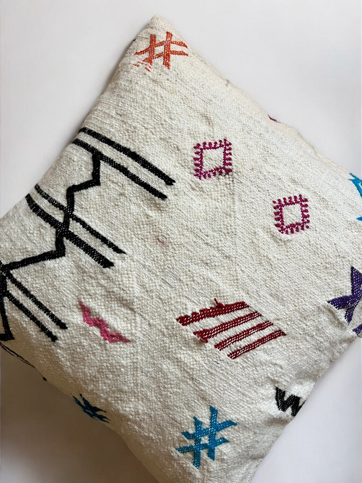 Kissen - Colorful Line - 60 x 60