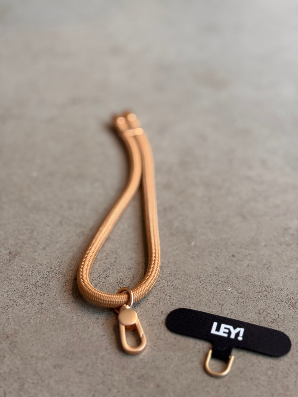 LEY! Schlüsselanhänger Gold