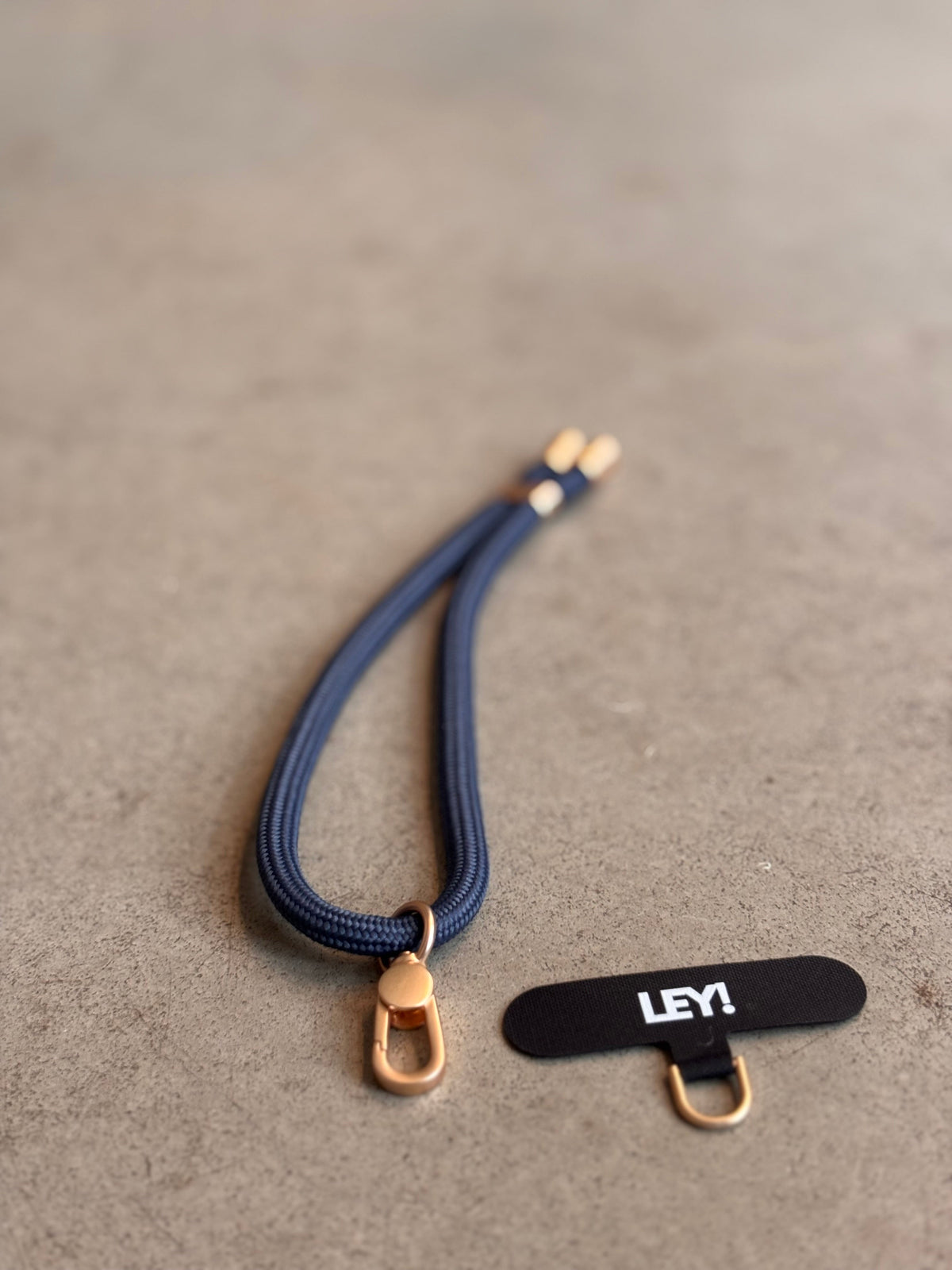 LEY! Schlüsselanhänger Marineblau