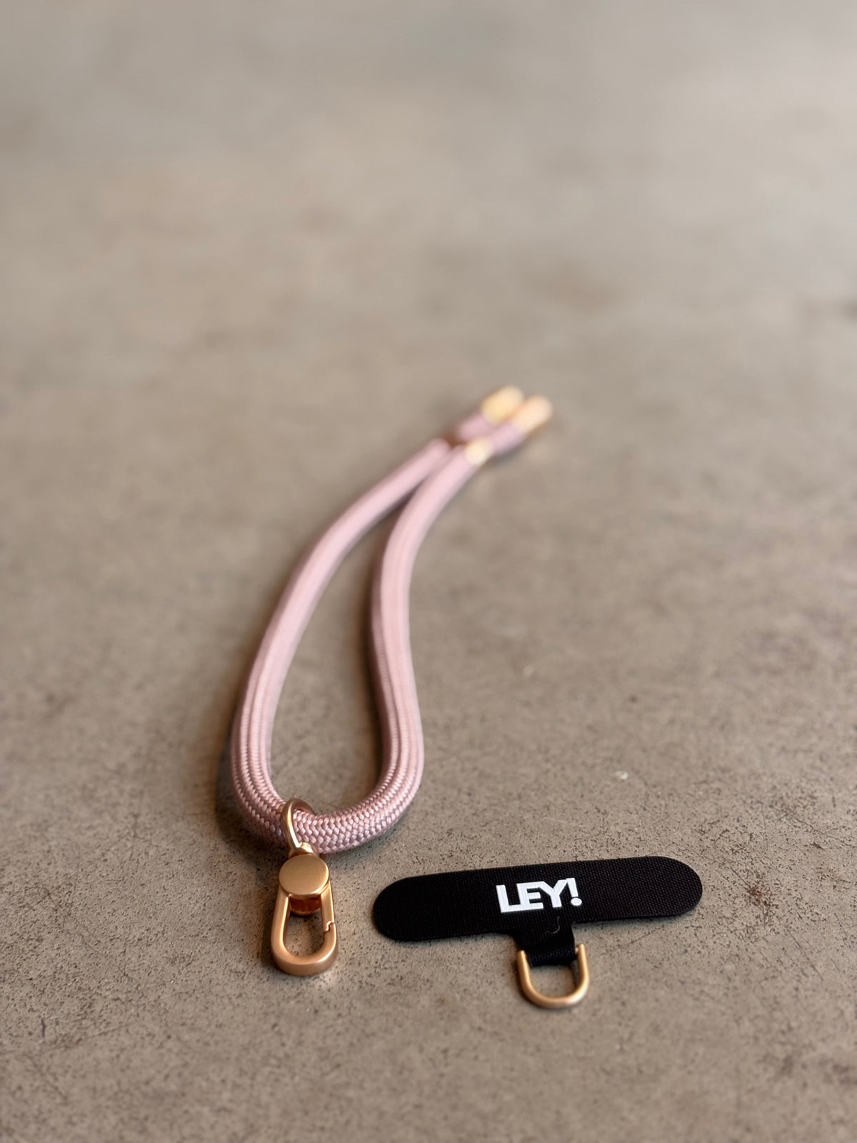 LEY! Schlüsselanhänger Flieder