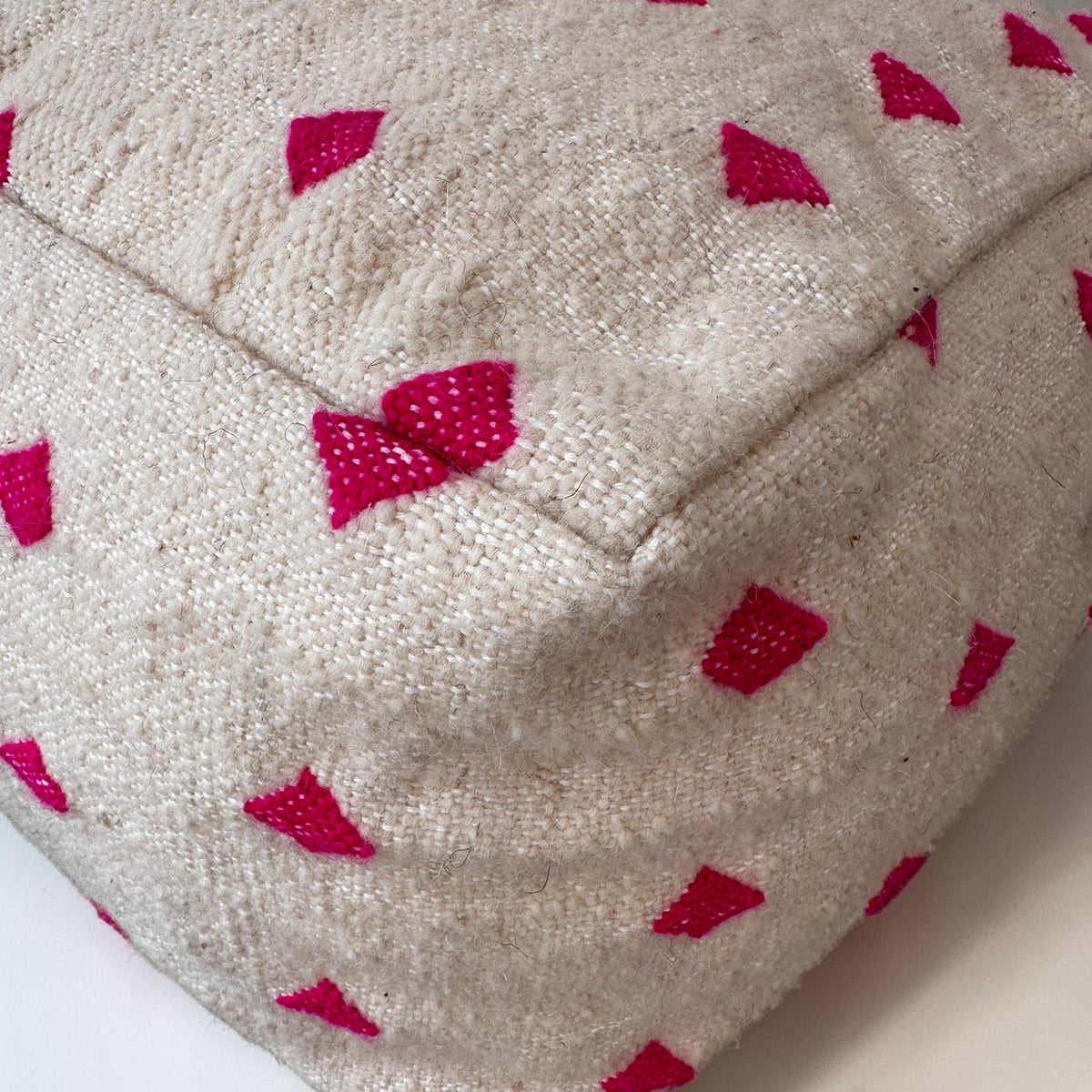 Kleines Bodenkissen - Mona Mini Pink
