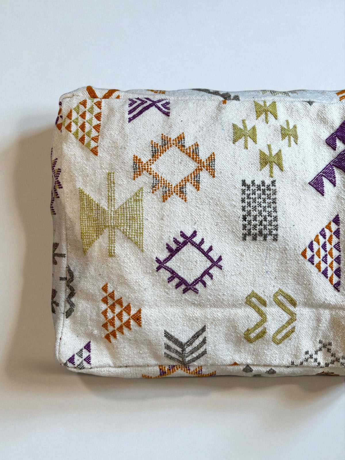 LEY! Großes Bodenkissen - Colorful Line - Jamina