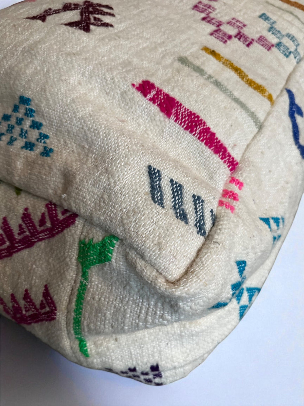 LEY! Großes Bodenkissen - Colorful Line - Resa