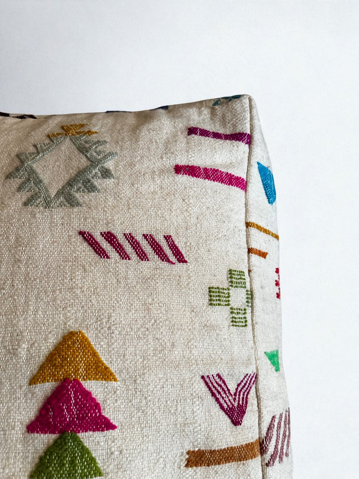 LEY! Großes Bodenkissen - Colorful Line - Resa