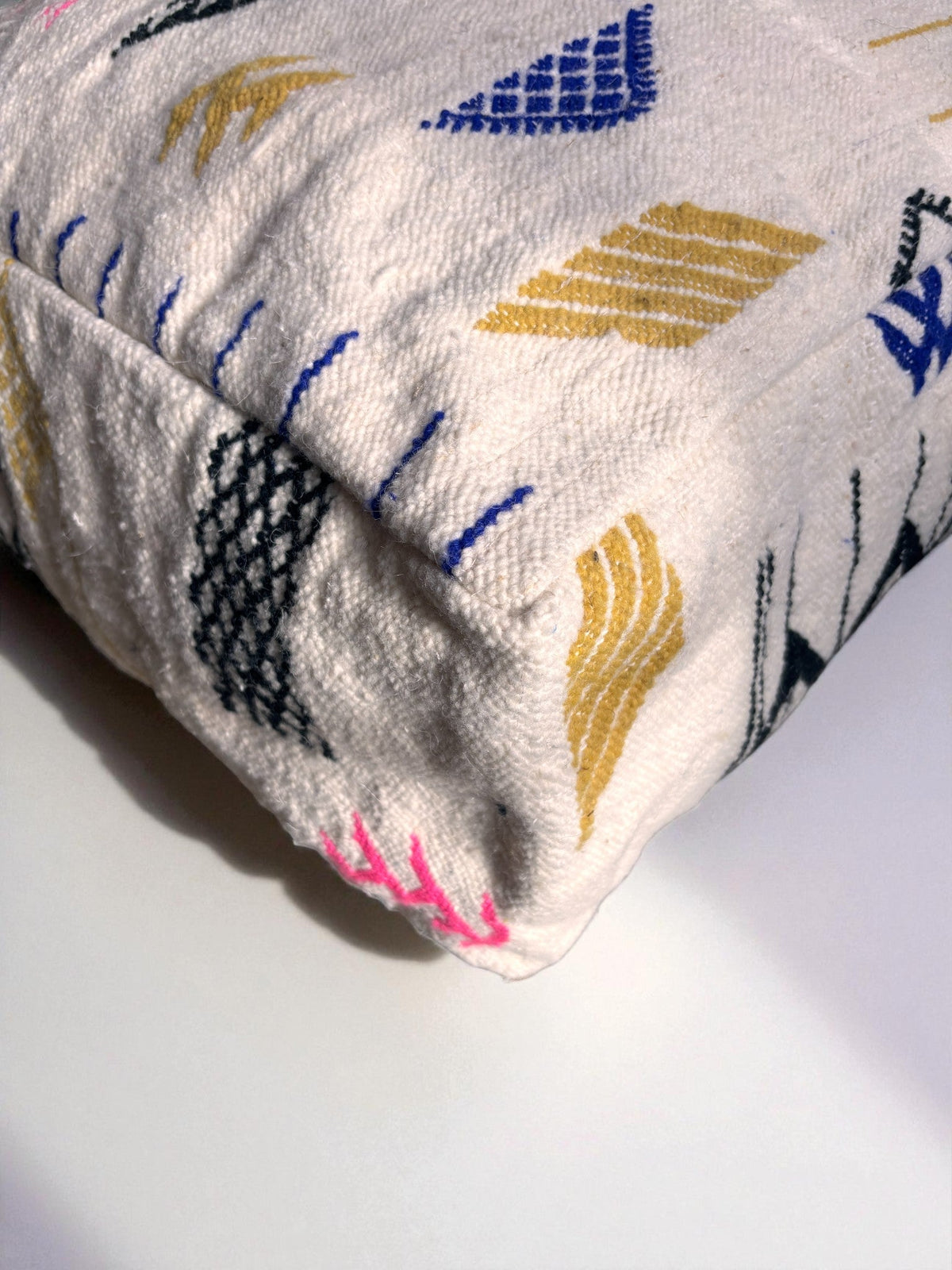 LEY Bodenkissen - colorful - Amea