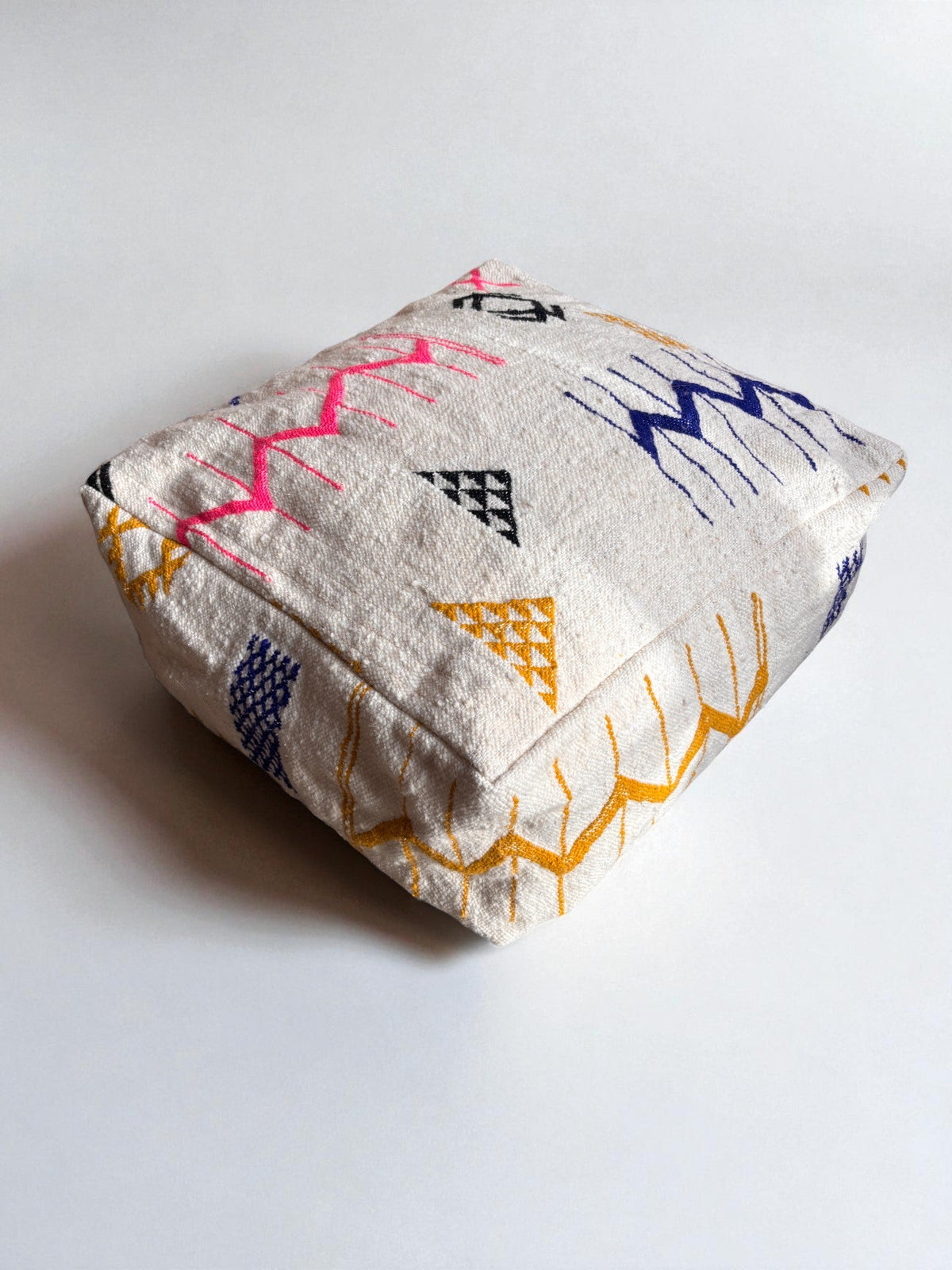 LEY Bodenkissen - colorful - Uma