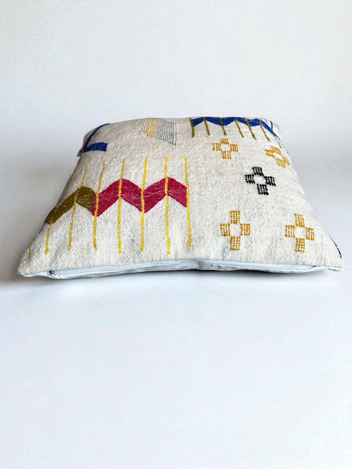 LEY! Kissen - Colorful Line - 60 x 60