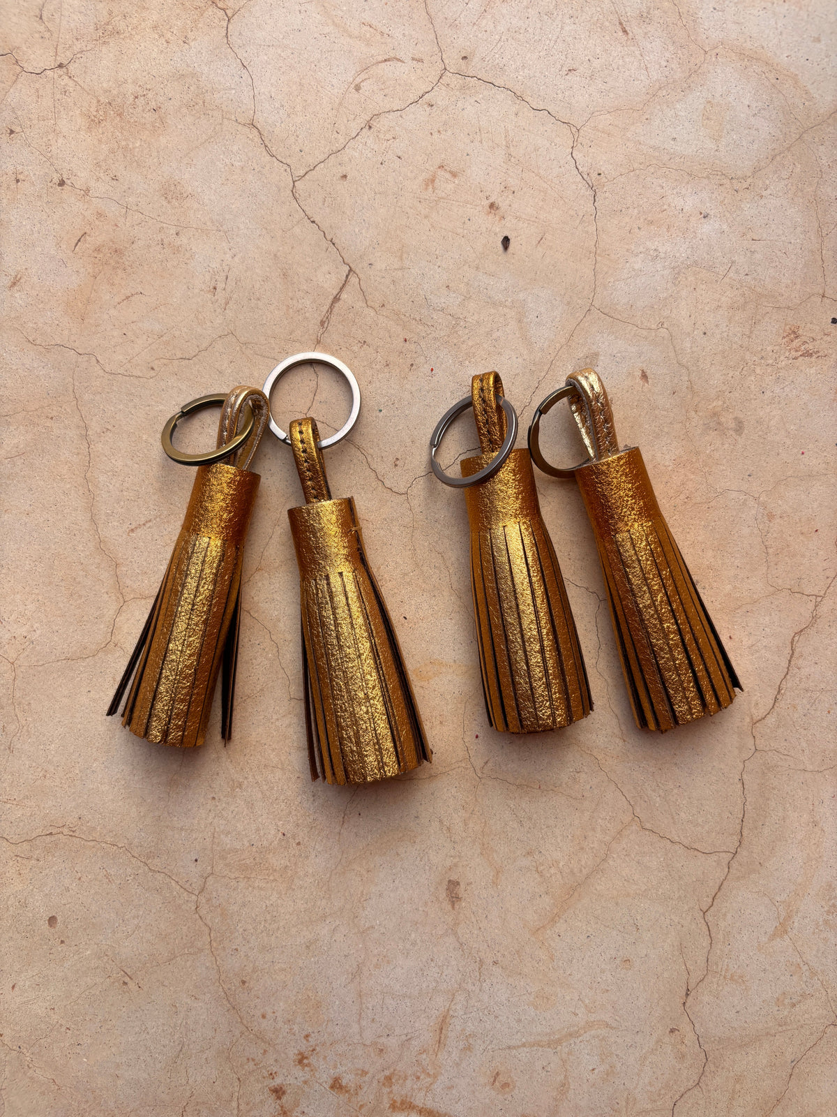 Leder-Schlüsselanhänger - gold