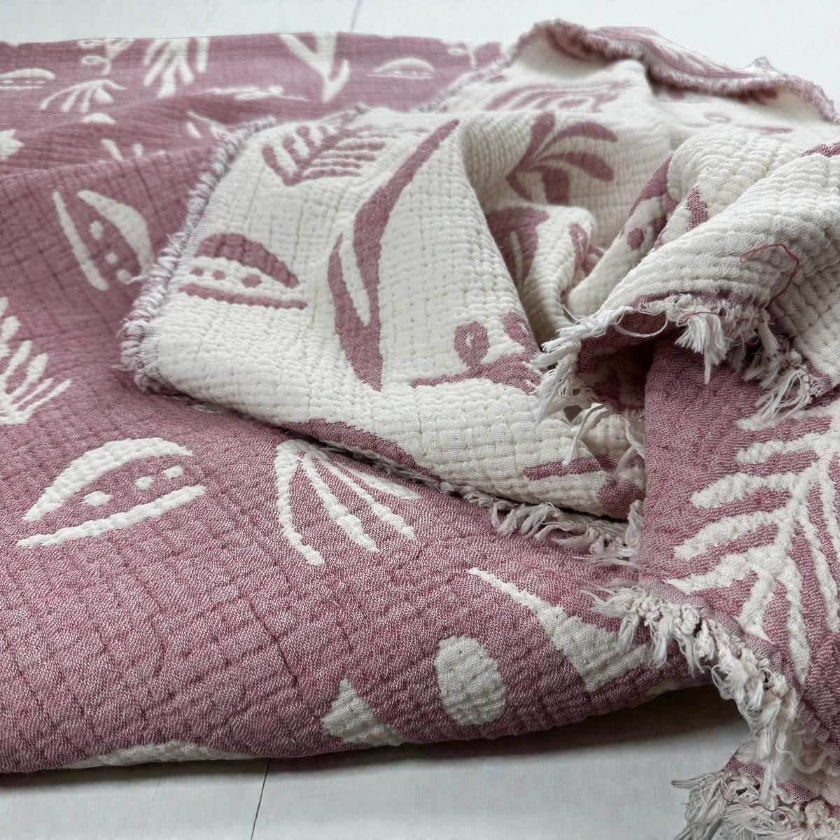 CALMA Musselin Decke - ROSÉ MEDINA - 2,30 X 2,40 m