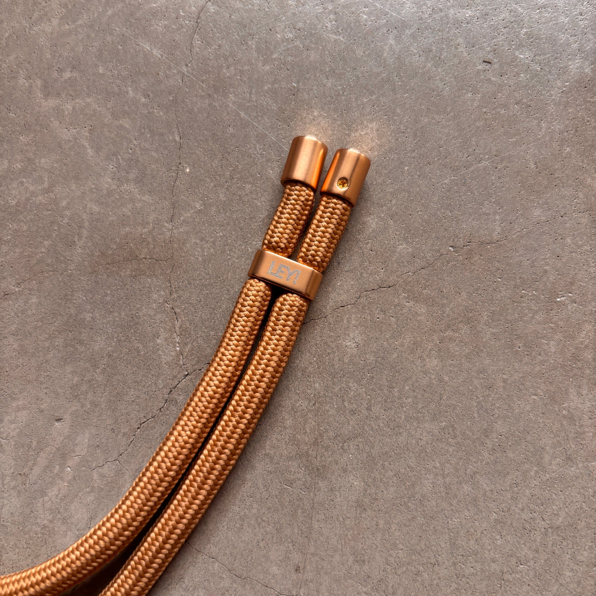 LEY! Schlüsselanhänger Gold