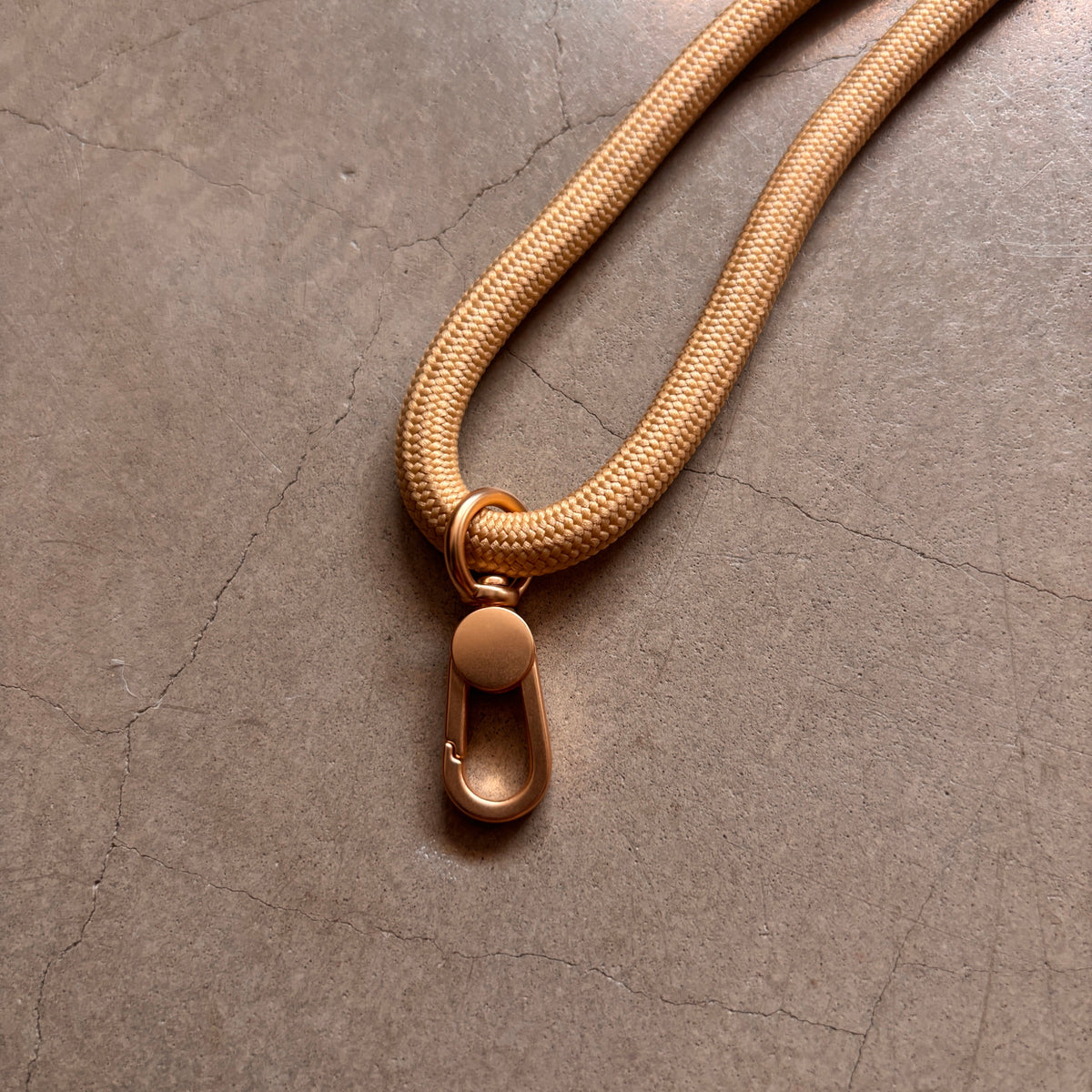 LEY! Schlüsselanhänger Beige