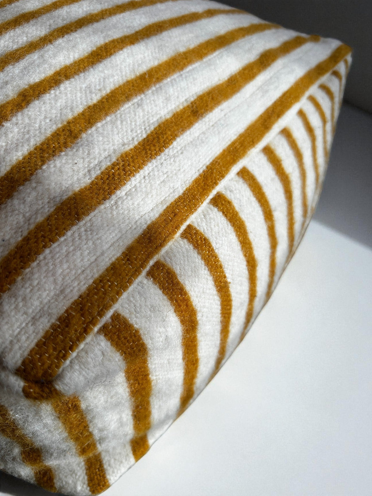 LEY Bodenkissen - WINTER EDITION - SONNE